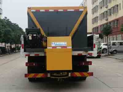 程力威牌CLW5180TCXD6型除雪車(chē)